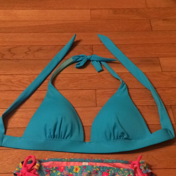 🐬VS bikini 🐬 - Picture 3 of 6